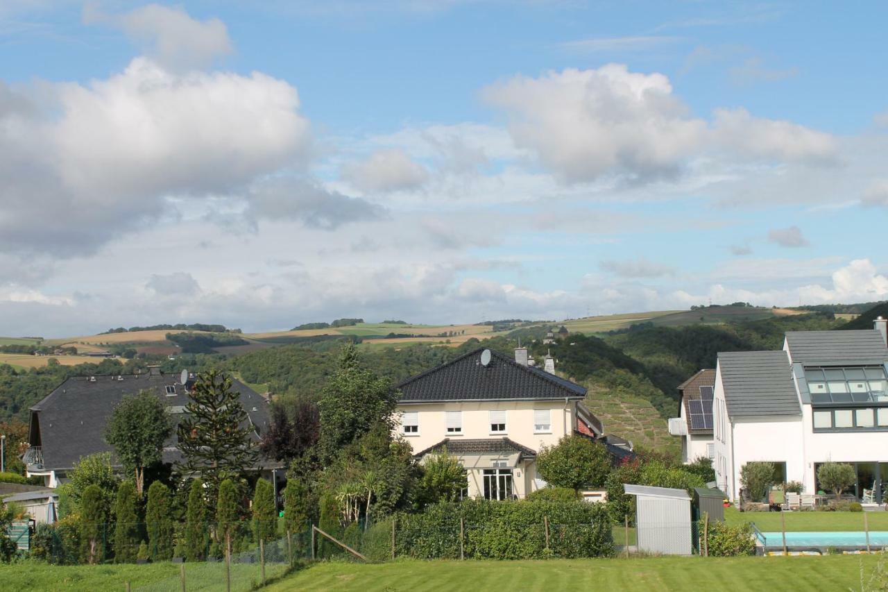 Ferienwohnung Auf Der Moselhoehe - Naehe Koblenz Und Cochem ดีบลิค ภายนอก รูปภาพ